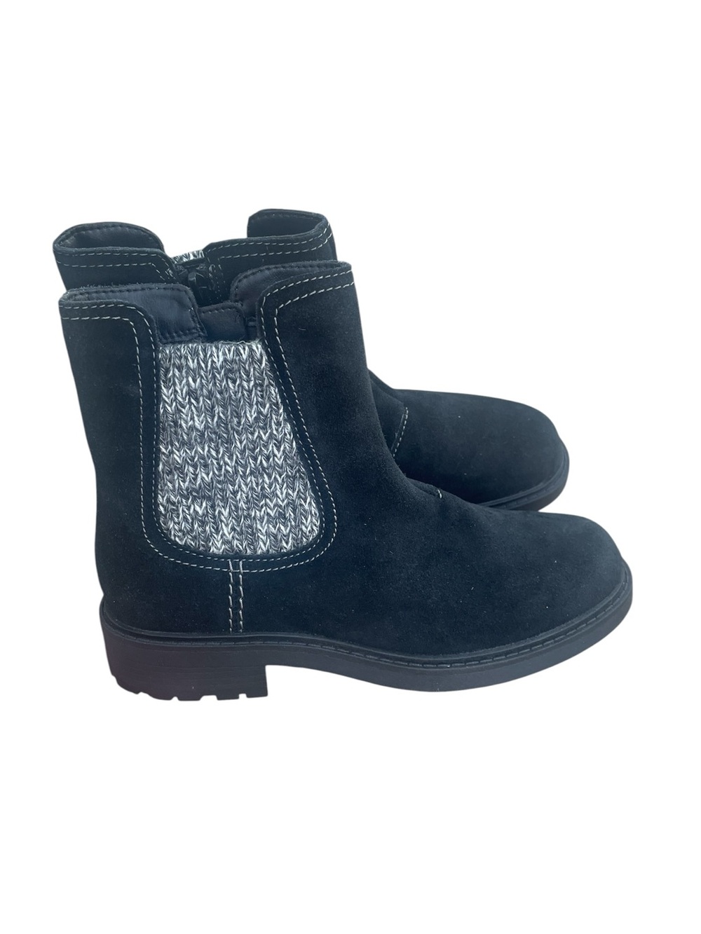 Clark’s Black Opal Sky Suede Bootie, Size 6M, NWT
